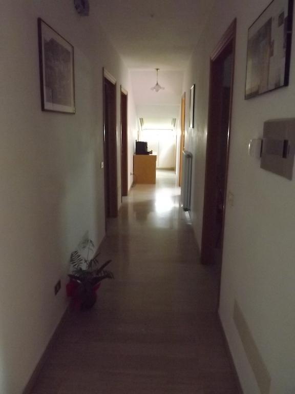 Affittacamere Via Carducci Gubbio Exteriör bild