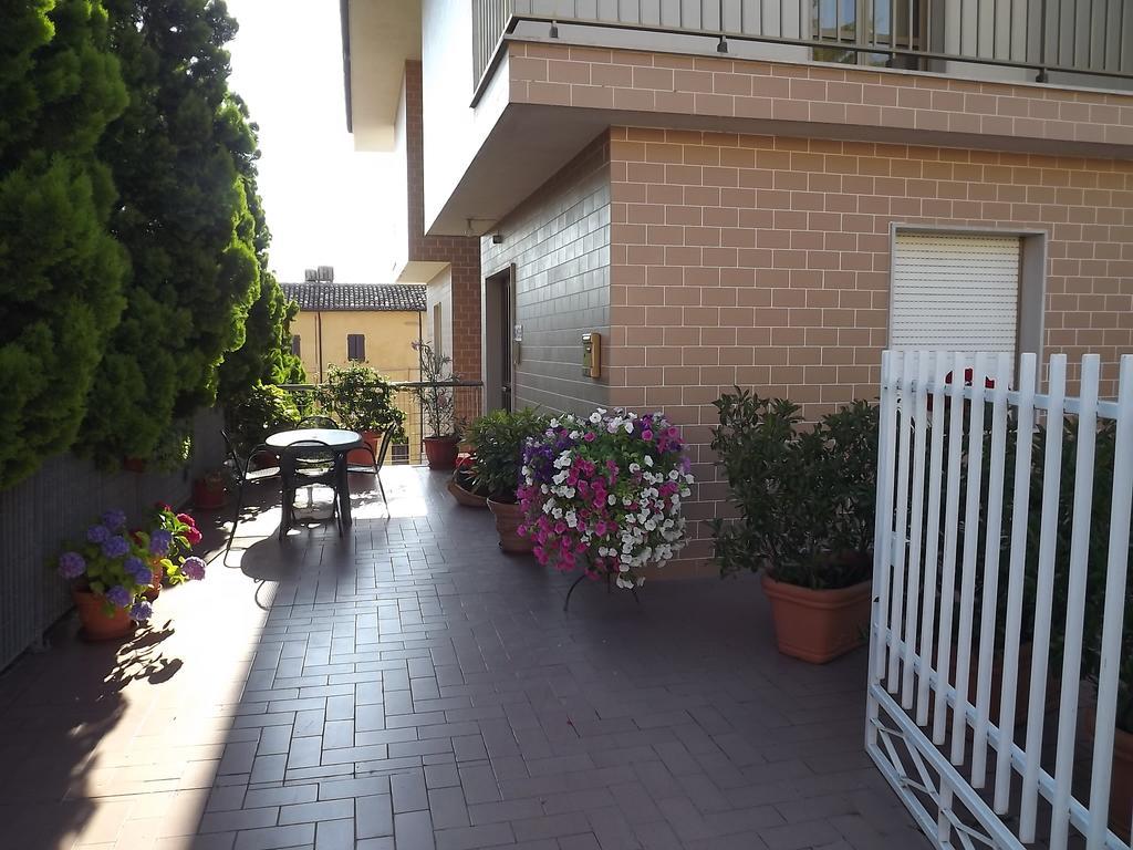 Affittacamere Via Carducci Gubbio Exteriör bild